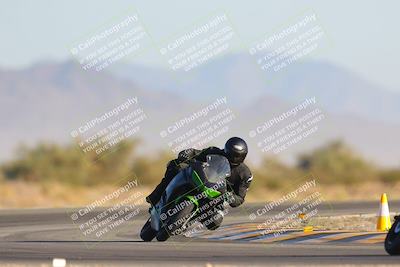 media/Dec-09-2023-SoCal Trackdays (Sat) [[76a8ac2686]]/Turn 15 Set 1 (230pm)/